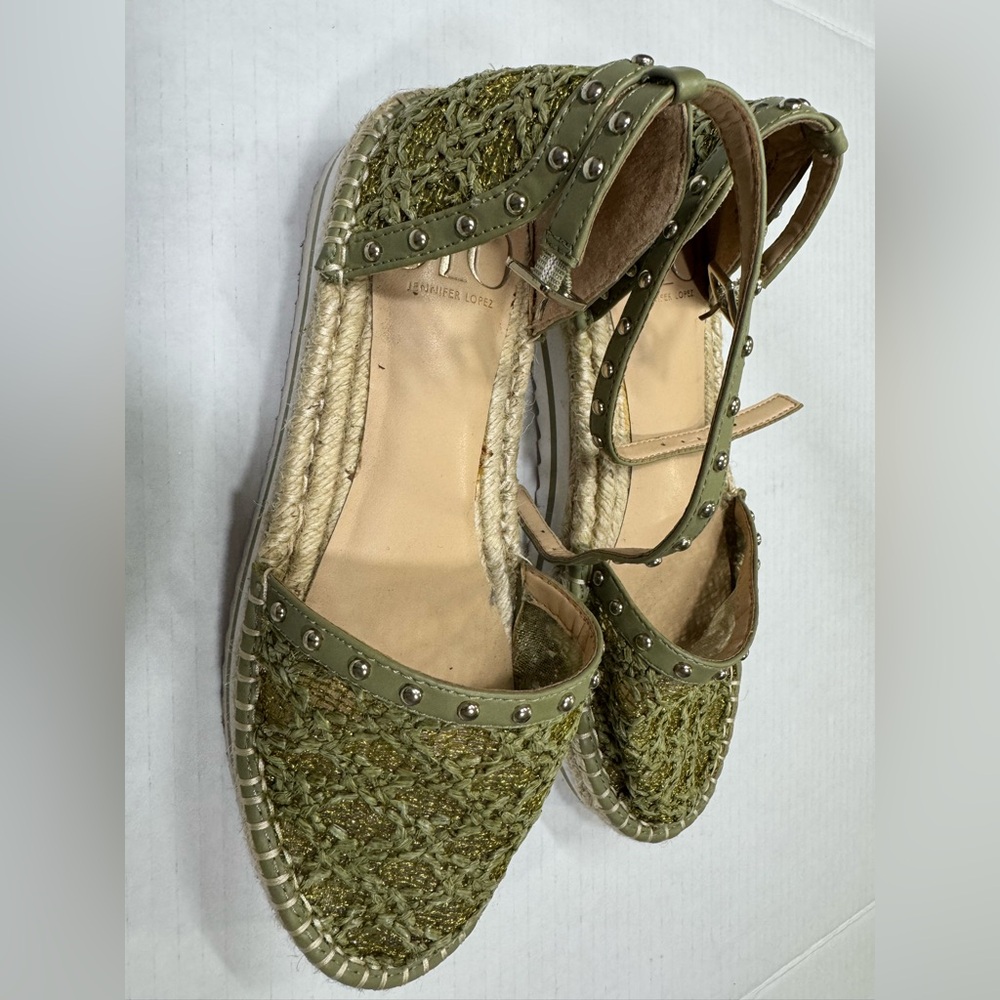 Jennifer Lopez Olive Green Espadrille Flats Sz 7M